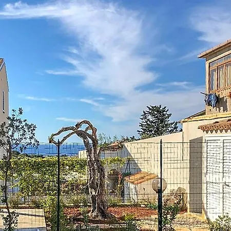 Holiday home Gorgeous In Cornino With Kitchen Custonaci